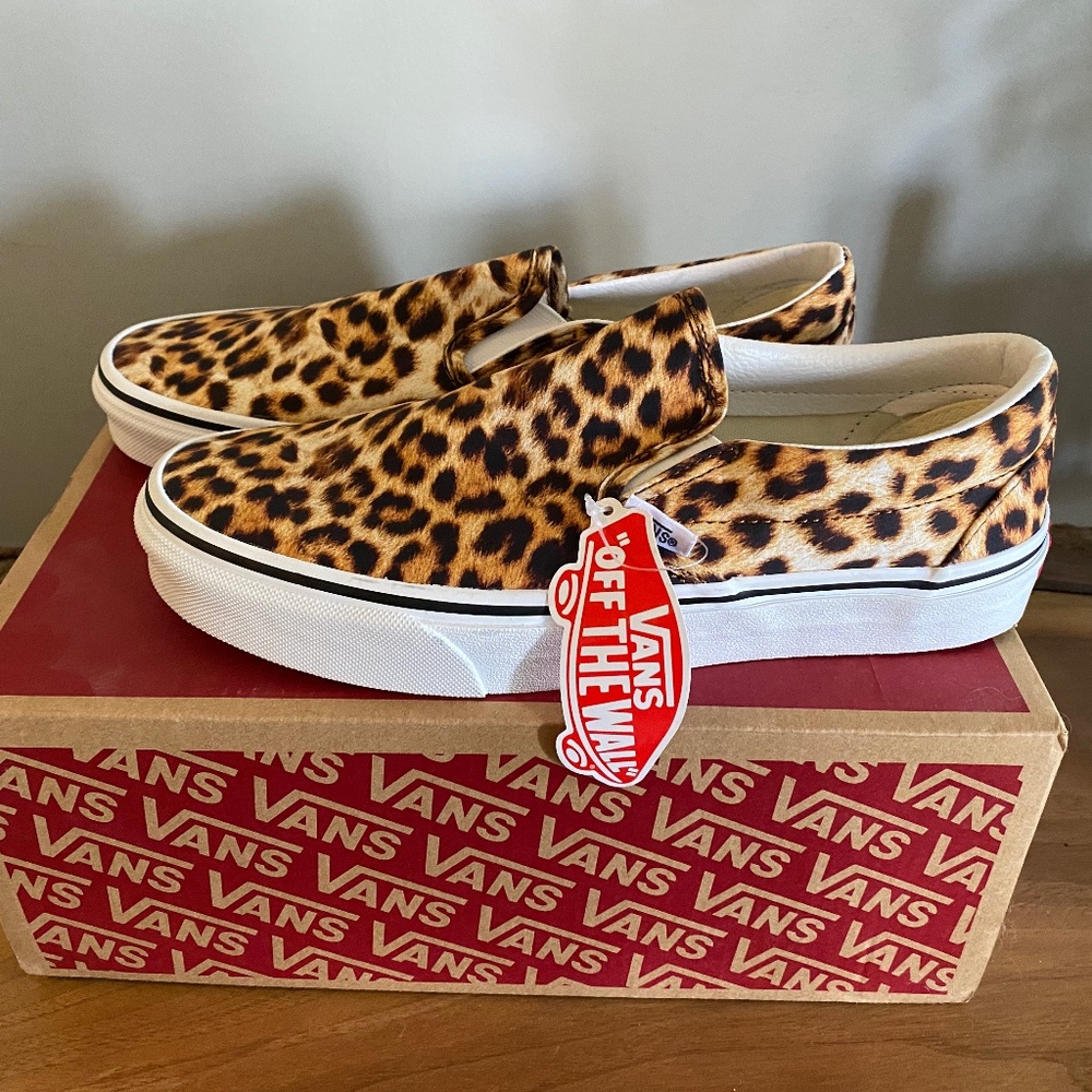 Leopard Vans